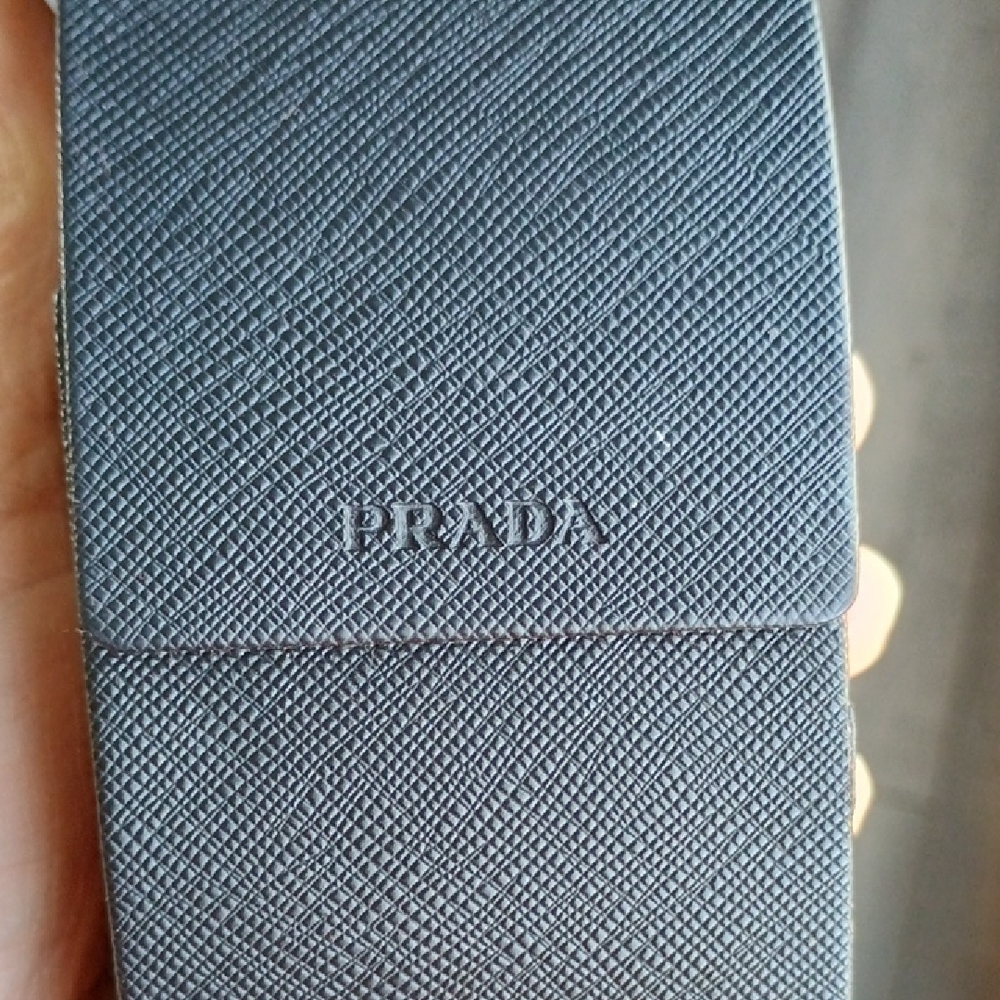 Prada Black Saffiano Eyewear Case With New Scratch-free Lens Cleaner Towelette - Picture 4 of 12